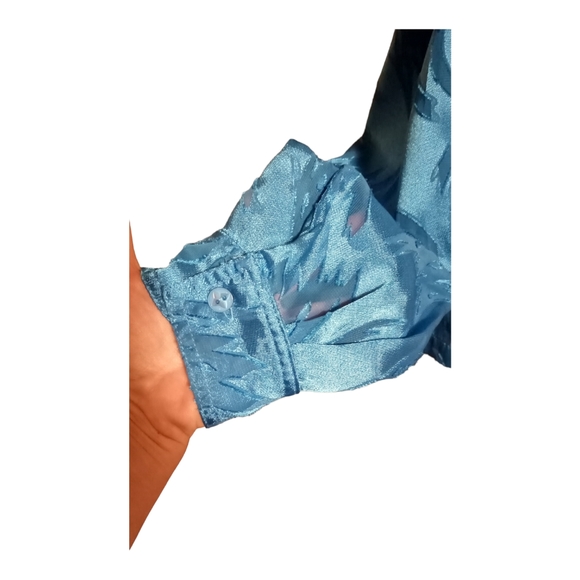 Women's N Touch Size XL Bright Blue Sheer Satin Button Up Long Sleeve Blouse - Picture 7 of 10